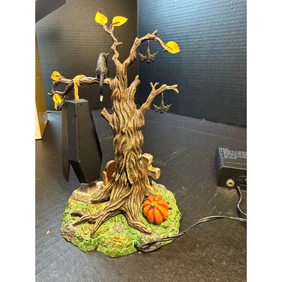 Department 56 Halloween Village Accessories Rock-a-Bye Vampire-Lights w/Box READ - Picture 7 of 16